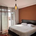 North Star Hostel *