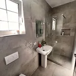 North Star Hostel Σκόδρα
