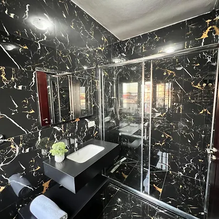 Hostel North Star Shkoder