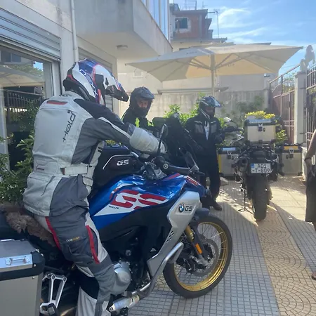 North Star Vandrerhjem Shkodër